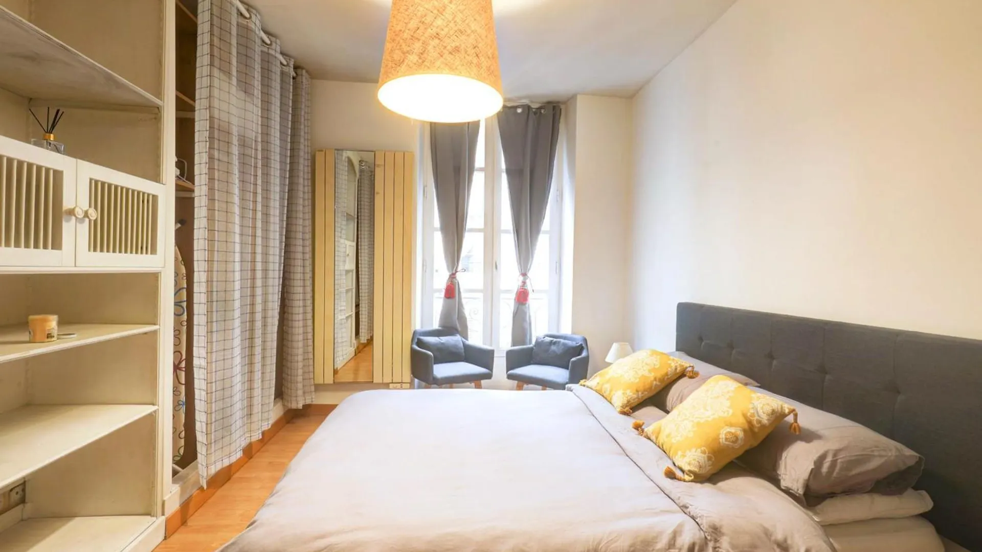 Apartment Saint Germain & Odeon - 1Br - Cityapartmentstay Paris France